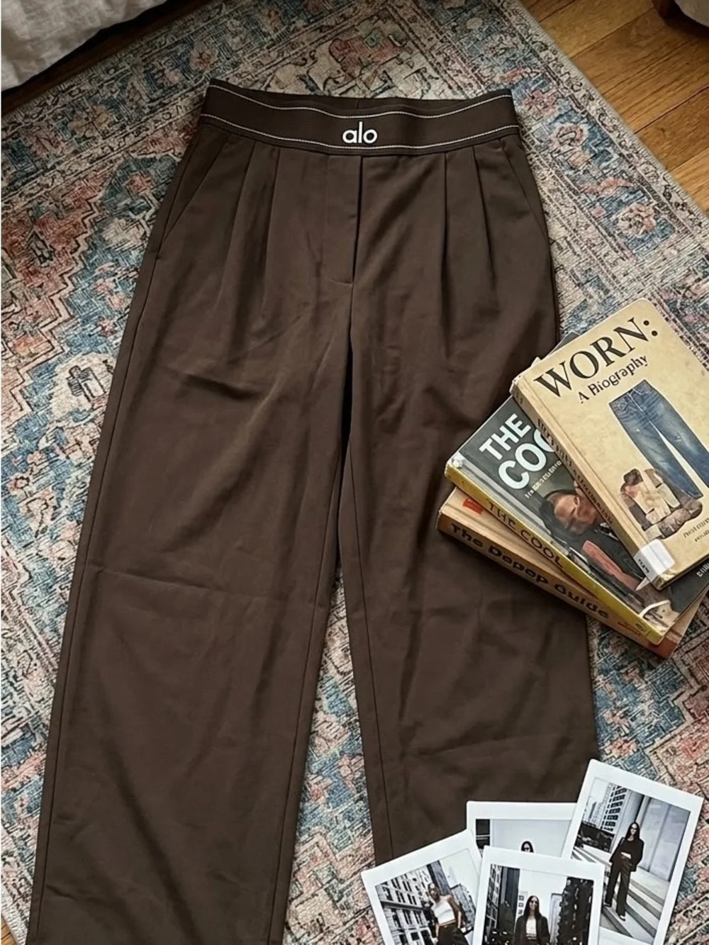 ALO Yoga Suit Up Trouser Wide-Leg Pants in Espresso